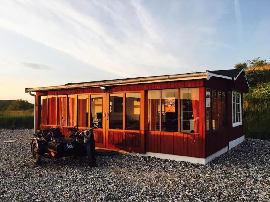 Fjordhytten. Rebuild Train Wagon From 1937. Daire Odense Dış mekan fotoğraf